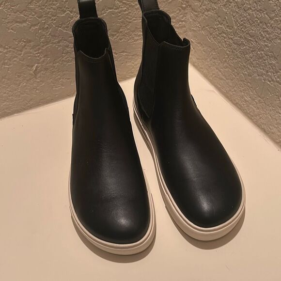 Birkenstock Women's 10 Bend Chelsea Boots Black Leather Slip On Casual Comfort - Picture 1 of 12
